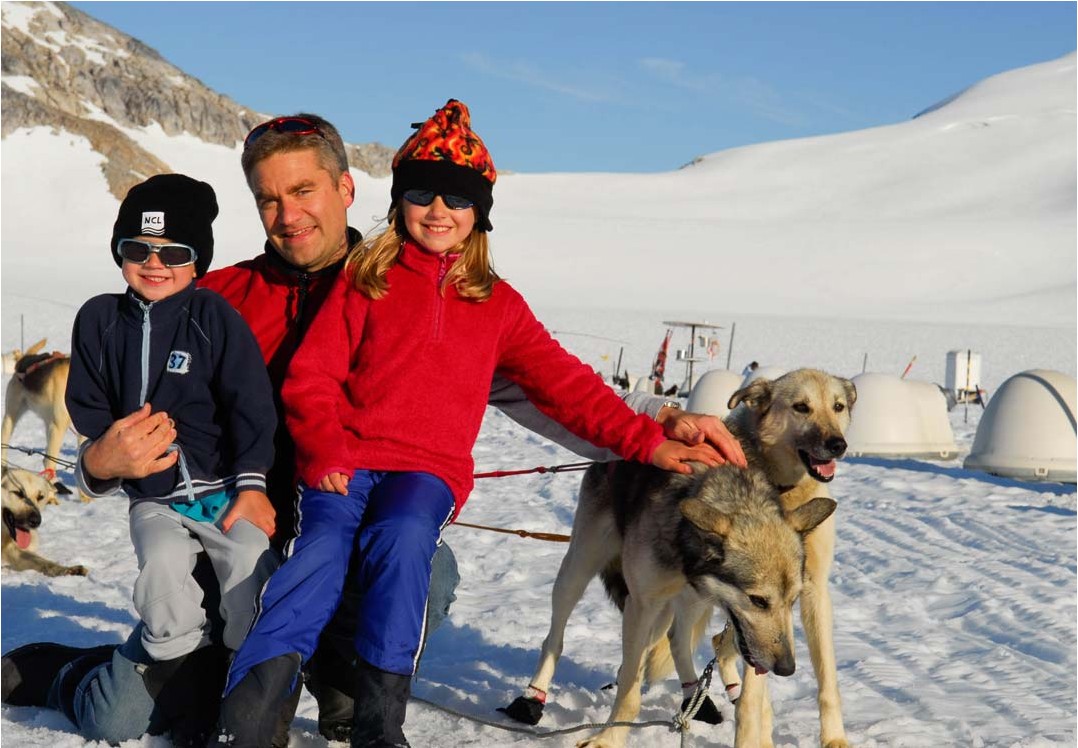 Photo of juneau dog sled world taku glacier helicopter adventure 1