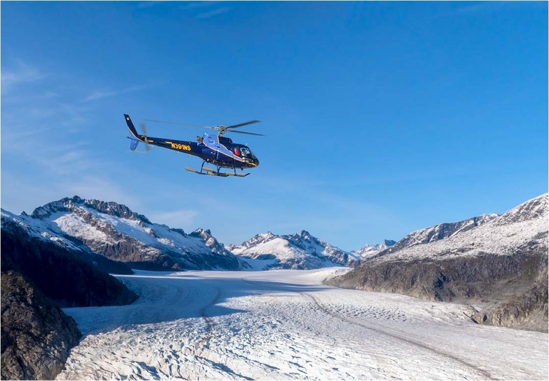 Juneau Flightseeing and Glacier Landing Alaska Shore Excursions